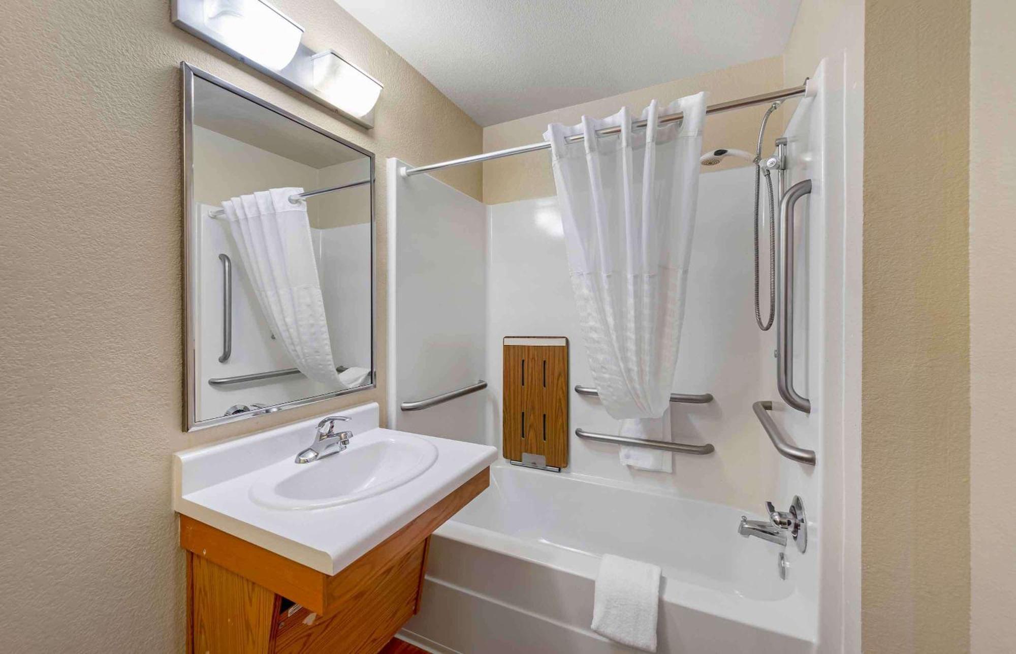 Extended Stay America Select Suites - Jackson - South Byram Kültér fotó